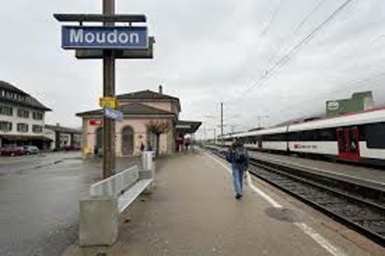 Hotel Maison Du Fey Moudon Exteriér fotografie